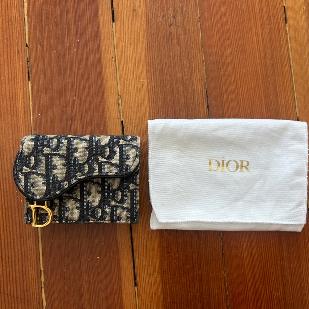 Dior Saddle Lotus Wallet - Picture 2 of 4